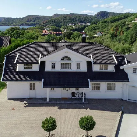 Holiday Svennevig